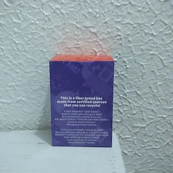 Adopt Me! Lion Number 3 - Picture 2 of 2